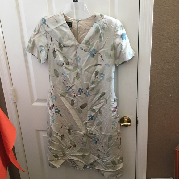 Spenser Jeremy Dresses & Skirts - FINAL MARKDOWN Ladies Spenser Jeremy silk dress 4